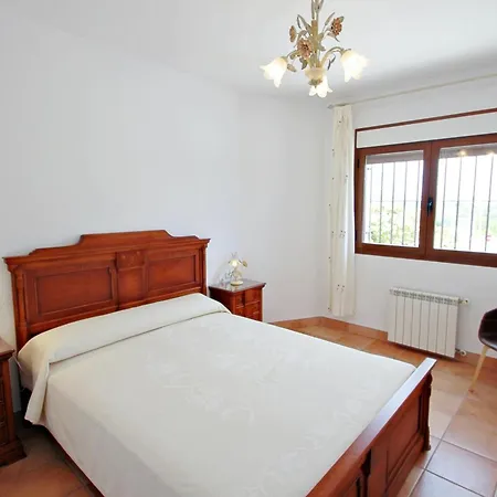 Maite - Spacious With Views And Private Pool In קלפה